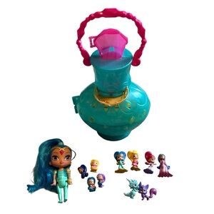 Nickelodeon Shimmer & Shine Genie Lamp Play Set & Figures
